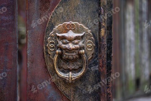 Preview: Dragon head door knocker, close up. Antique Chinese handle knocker.