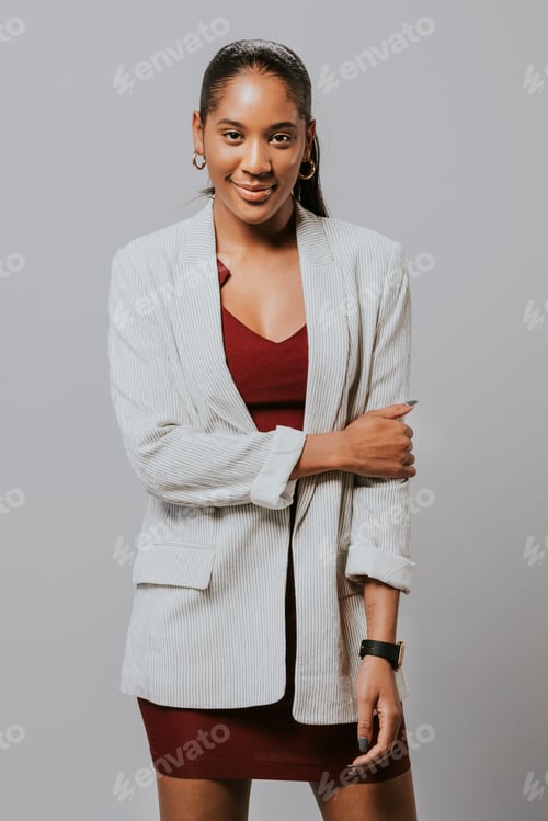 Preview: Confident businesswoman in a studio