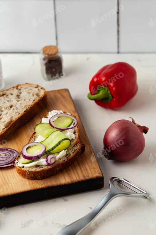 Preview: Sandwich making