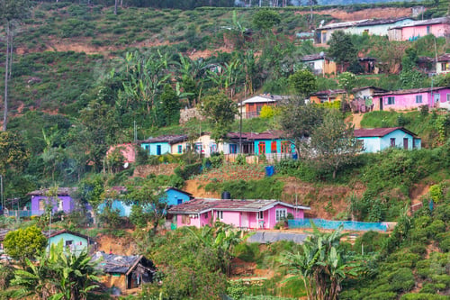 Preview: Village on Sri Lanka mountains