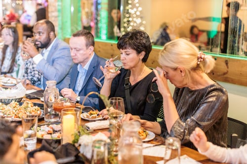 Preview: At the restaurant
