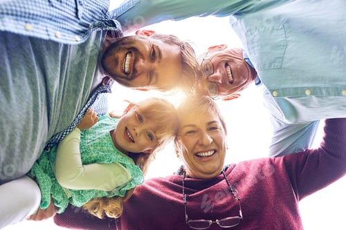 Preview: Happiness is in the strength of your family