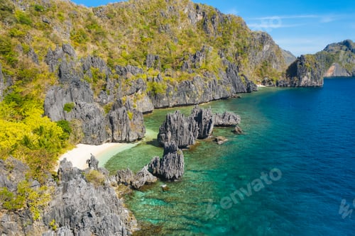 Preview: El Nido, Palawan Island. Hidden lagoon and lime stone rocks. Rocky formations on famous tropical