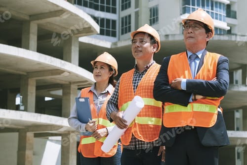 Preview: Team of engineers
