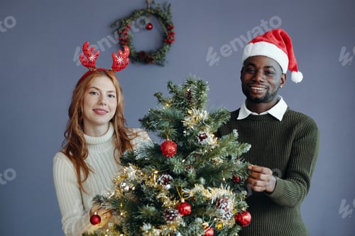 Preview: Celebrating Holiday Season With Christmas Tree