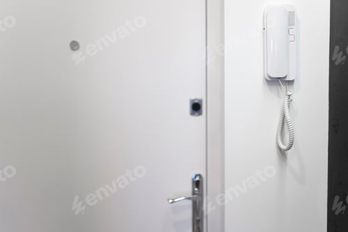 Preview: Intercom at the front door in the house