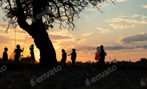 Preview: Silhouette concept, Kids' playtime after school