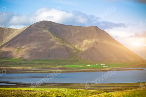 Preview: Western Icelandic sea coastline