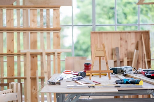 Preview: Room with woodwork are place inside and different types of tools and equipment