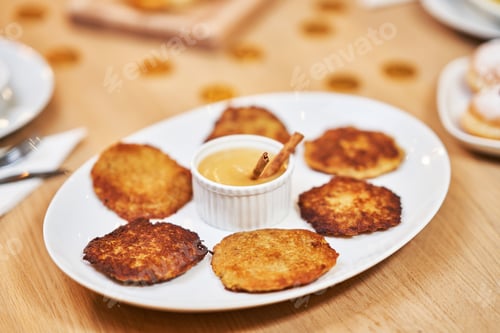 Preview: Hanukkah dinner. Focus on latkes