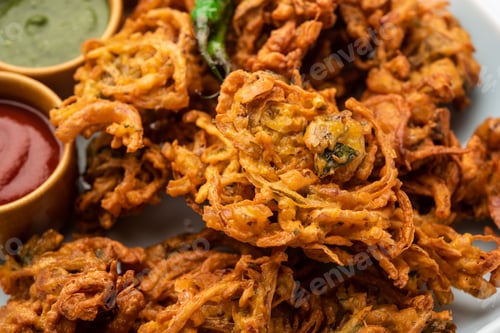 Preview: Pyaj Pakora or onion fritters or kanda bhajji