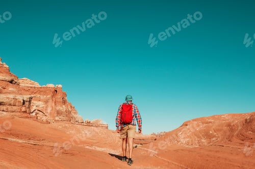 Preview: Hike in Utah