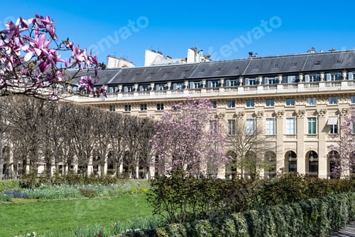 Preview: Paris, the Palais-Royal