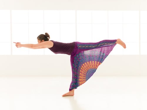 Preview: yoga practitioner indor