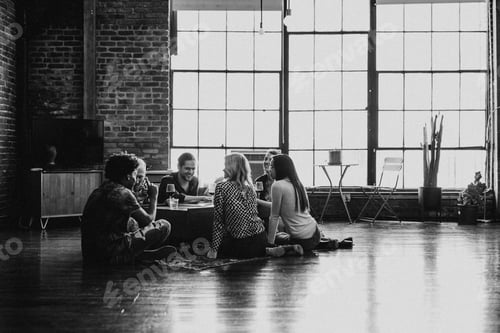 Preview: Friends relaxing on the floor