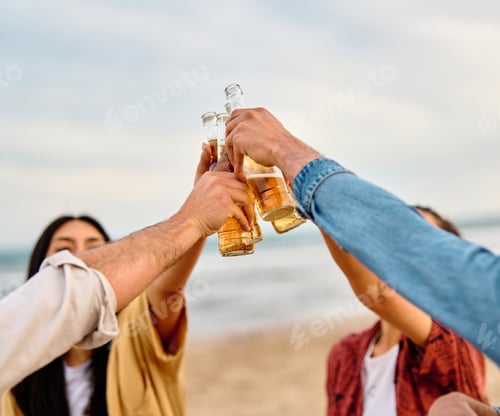 Preview: Young people having fun on the beach