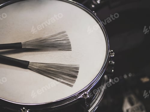 Preview: Before jazz concert. Drums