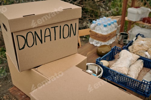 Preview: Donation Box For Refugees