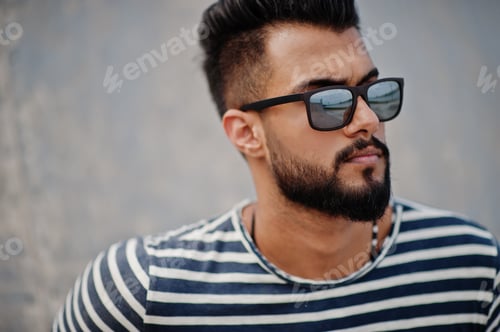 Preview: Arabian beard man model at stripped shirt