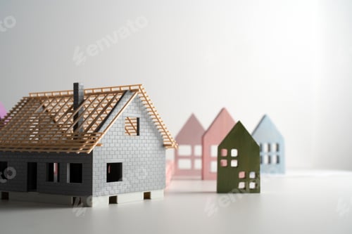 Preview: Miniature House under construction
