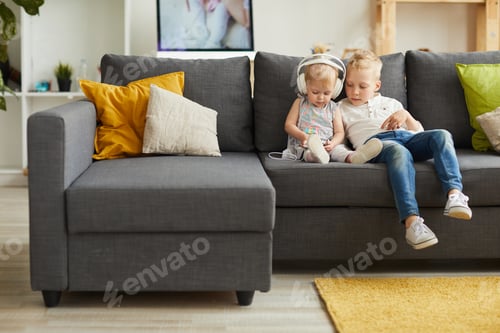 Preview: Modern kids using gadget