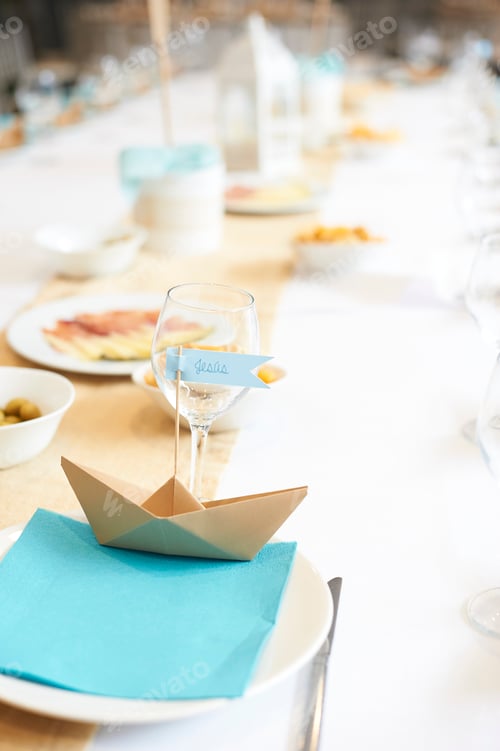 Preview: Banquet table with marine decorations