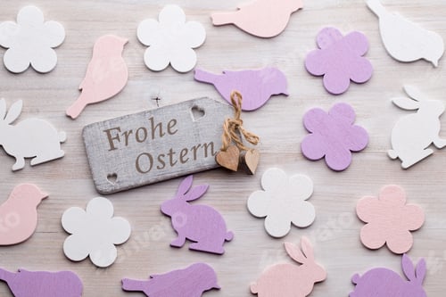 Preview: Easter and spring decoration, flowers and eggs.