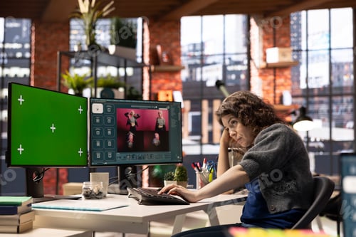 Preview: Focused woman using AI chatbot software and copy space display