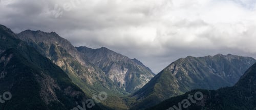 Preview: Panoramic View of Canadian Mountain Landscape