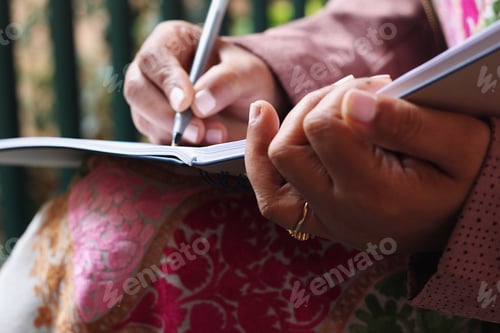 Preview: Writing life stories