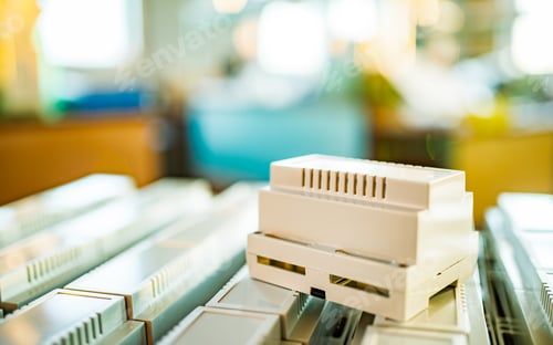 Preview: Universal plastic cases for the manufacture of serial radio-electronic products