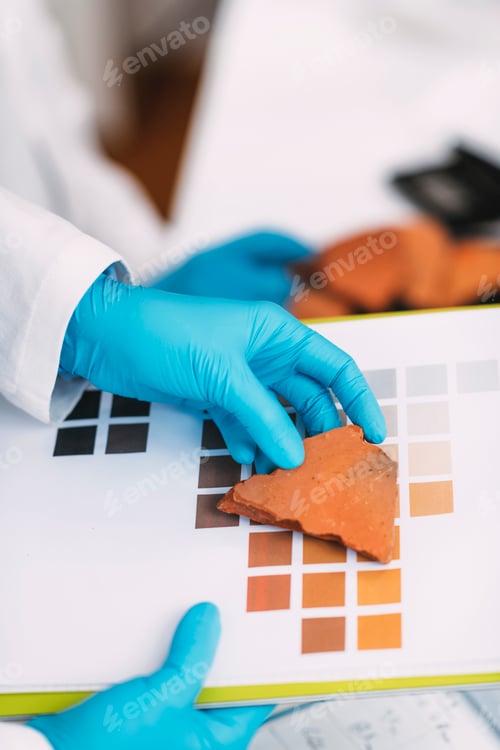 Preview: Archaeologist Compares Pottery Color