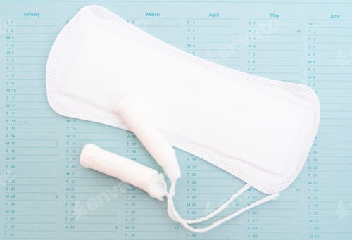 Preview: Menstrual pad with schedule card background