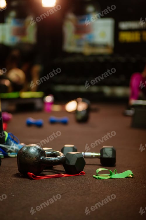 Preview: weights and fitness accessories in gym