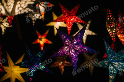 Vista previa: Christmas decoration in shape of stars