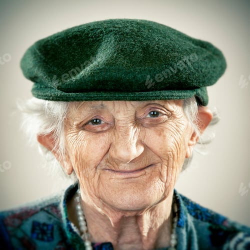 Preview: Portrait of an elderly lady wearing a cap
