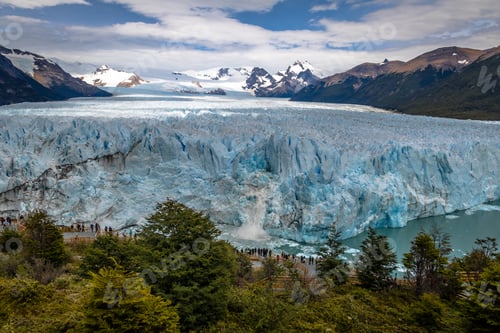 Preview: Ice Calving at Perito Moreno Glacier in Patagonia - El Calafate, Santa Cruz, Argentina