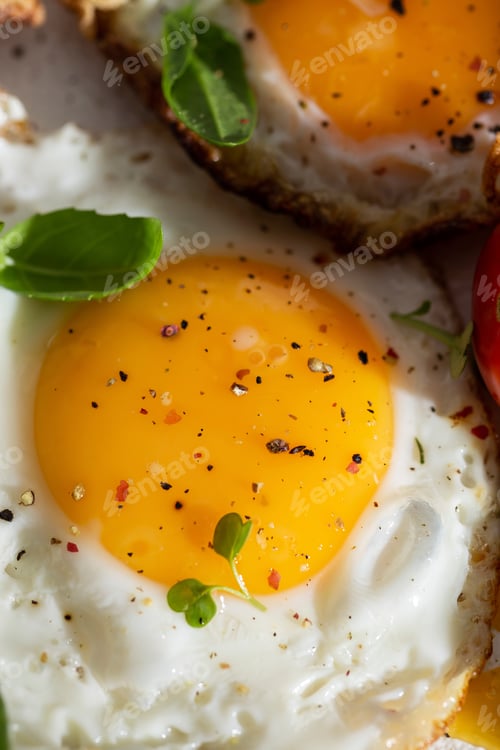 Preview: Close up of fried eggs