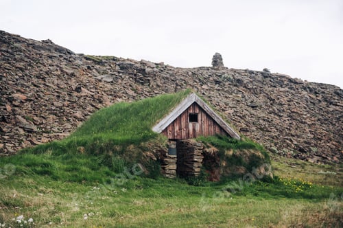 Preview: A cute house in nature in Iceland.