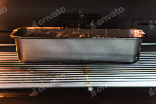 Preview: Chocolate cake baking in the oven