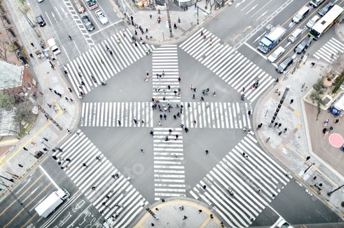 Preview: Busy intersection