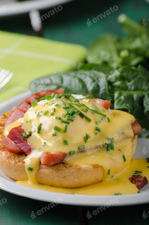 Preview: Egg benedict delish food, crispy bacon