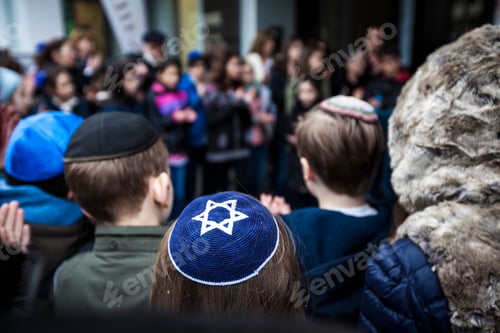 Preview: People gathered for a Jewish religious ceremony