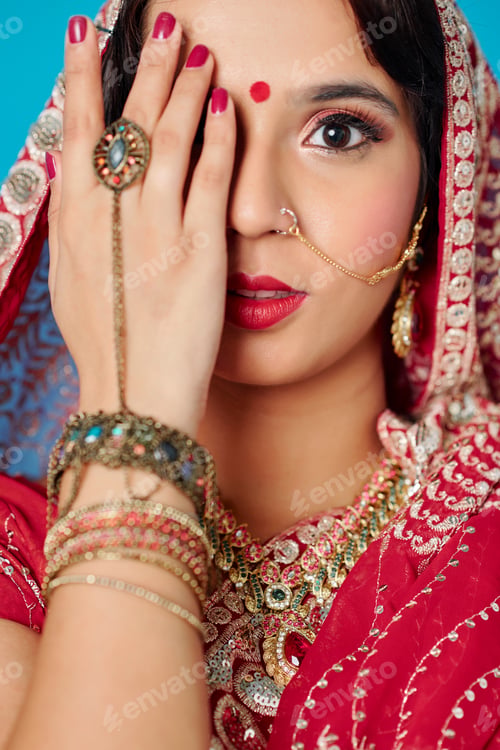 Preview: Beauty of Indian woman
