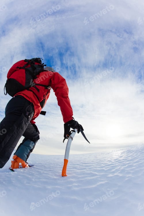 Preview: Mountaineer
