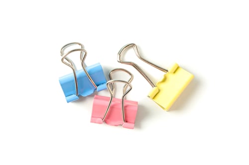 Preview: Color paper clips isolated on white background