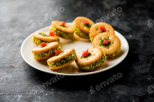Preview: Biscuit chat or sandwich is a starter recipe from India
