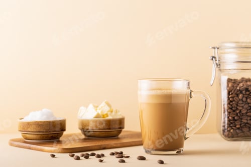 Preview: Bulletproof coffee, blended with organic butter and MCT coconut oil.