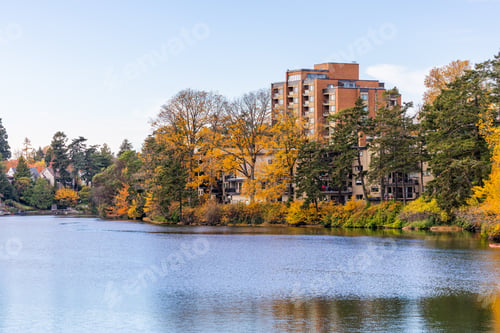 Preview: Autumn Scene in Victoria on Vancouver Island Waterfront