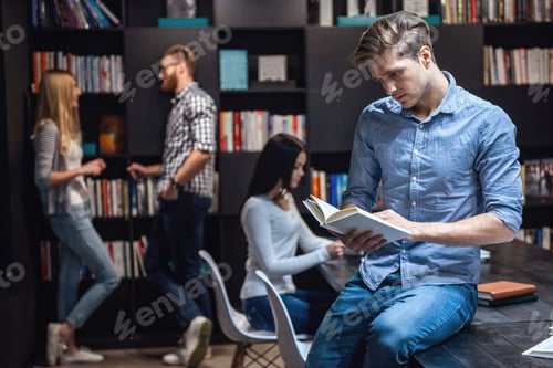 Preview: Young people in the library